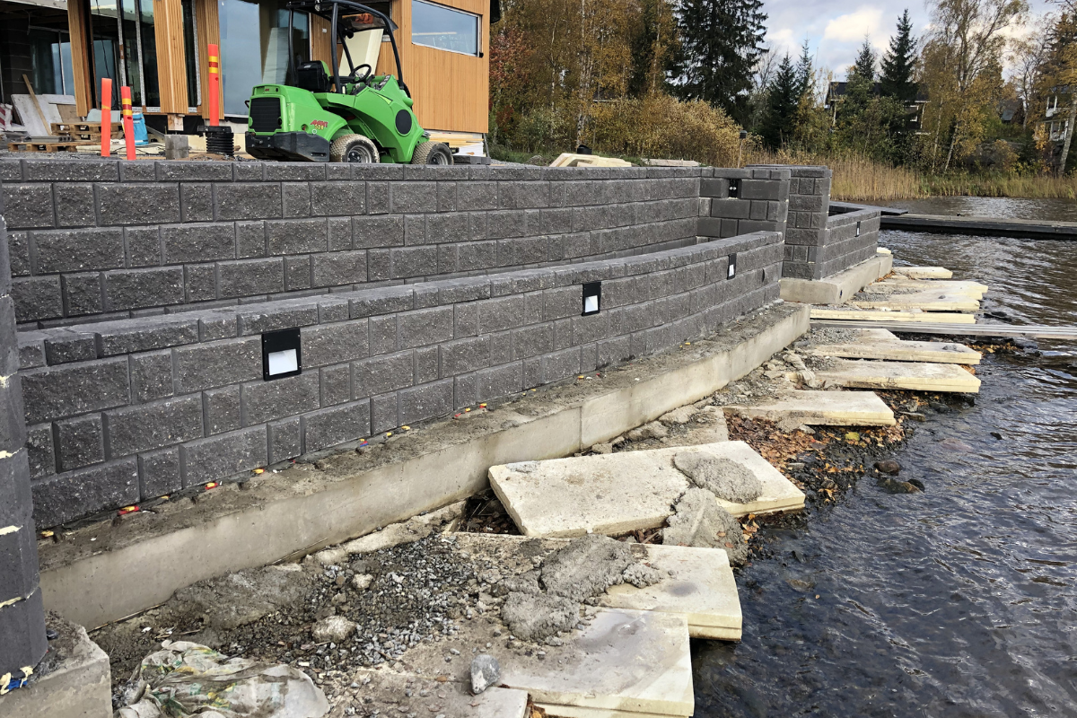 retaining wall 3